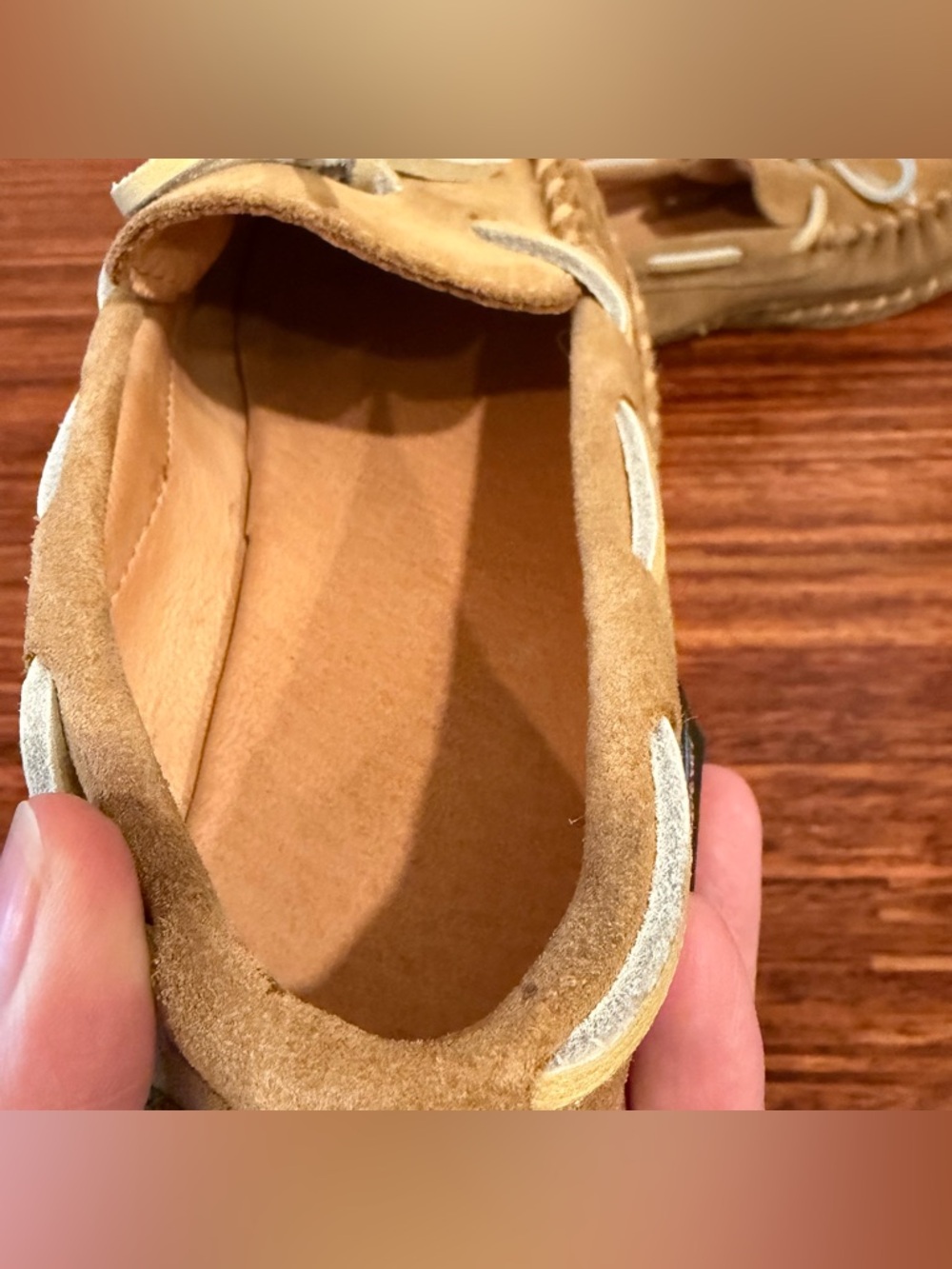 L.L. BEAN Women's Wicked Good Camp Moccasins, Brown Women’s 8 VEUC - Picture 4 of 7